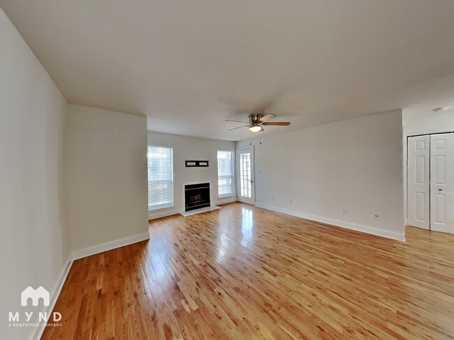 Photo - 417 Granville Ct