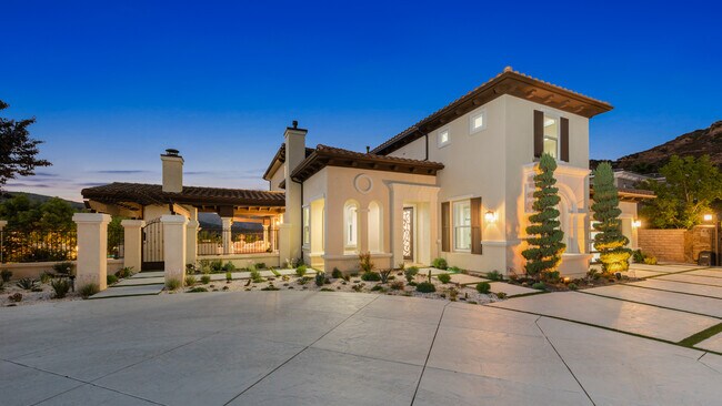 Photo - 1909 Hazel Nut Ct