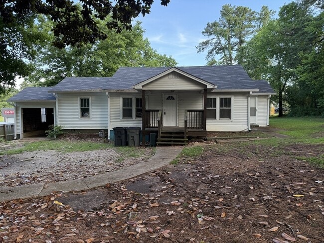 Building Photo - 211 W Rasch Rd