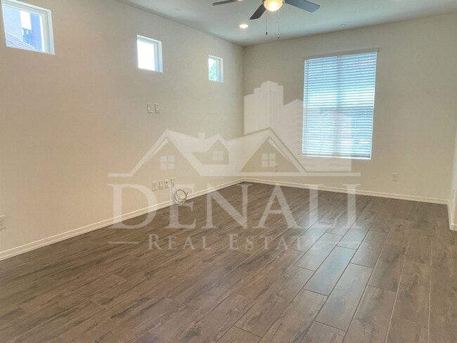 Photo - 29400 N 122nd Glen