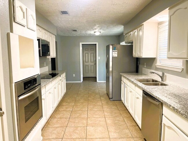 Photo - 12835 Pantano Drive