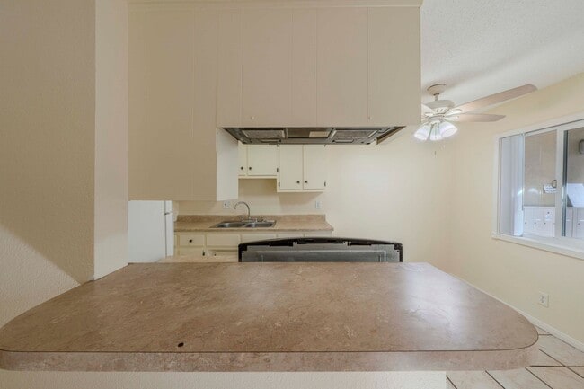 Photo - CORONADO Apartamento Unidad 1711 Coronado #2