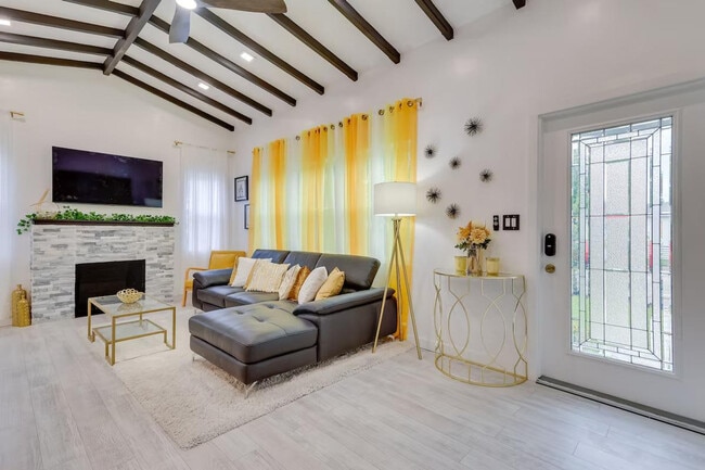 Photo - 774 NW 49th St Unidad ID1307509P