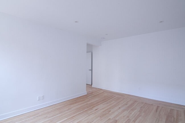 Photo - 2105 Rue Chomedey Unit 26
