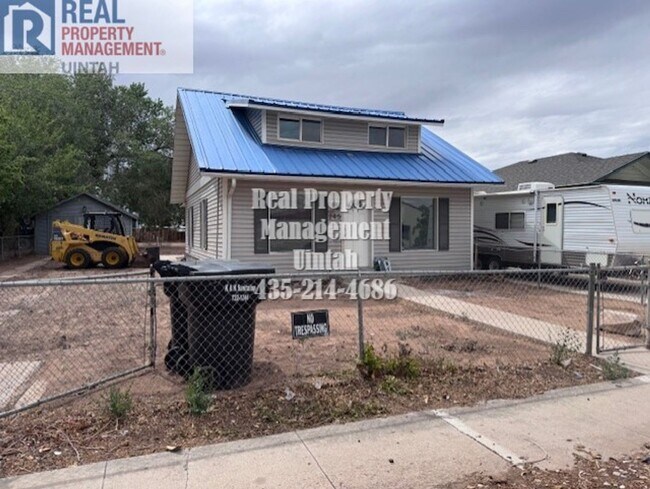 Photo - Cute 3 Bedroom 1 Bathroom House