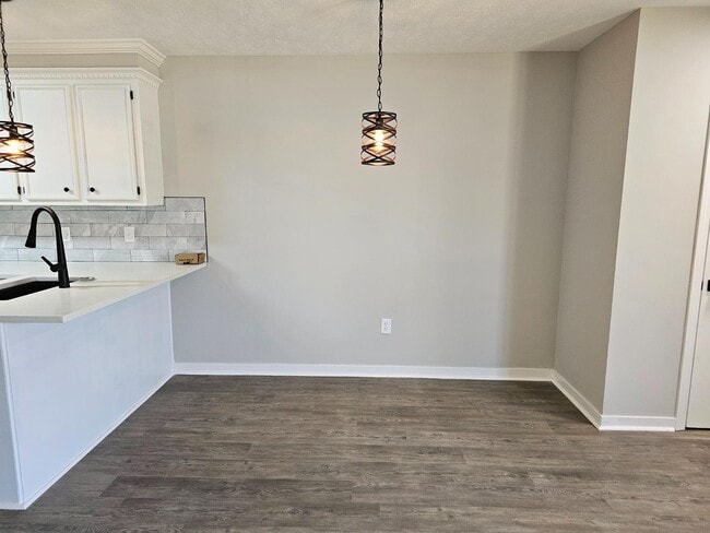Photo - 106 Brendalwood Ln