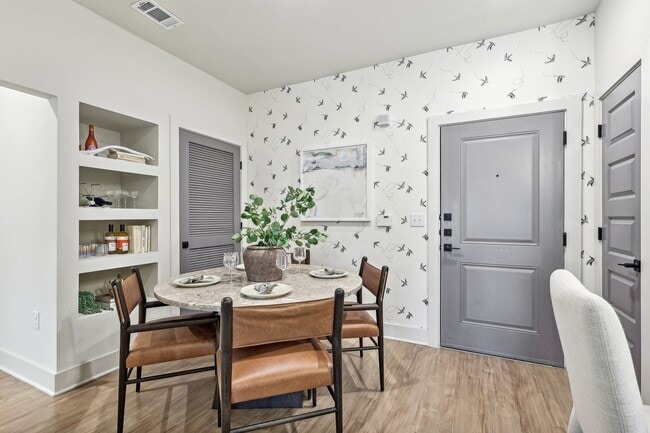 Photo - Mio District West