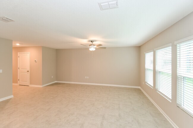 Photo - 9136 Udell Ln