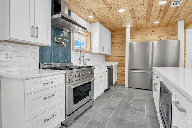 Photo - 498 Alabama St