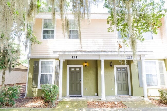 Building Photo - 2508 SW 35th Pl Rental