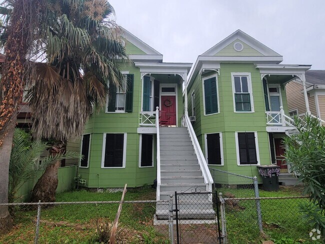 Building Photo - 2017 Ave M 1/2 Unit 2017 avenue M 1/2 #down Rental