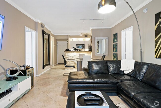 Building Photo - 580 S Sapodilla Ave Rental