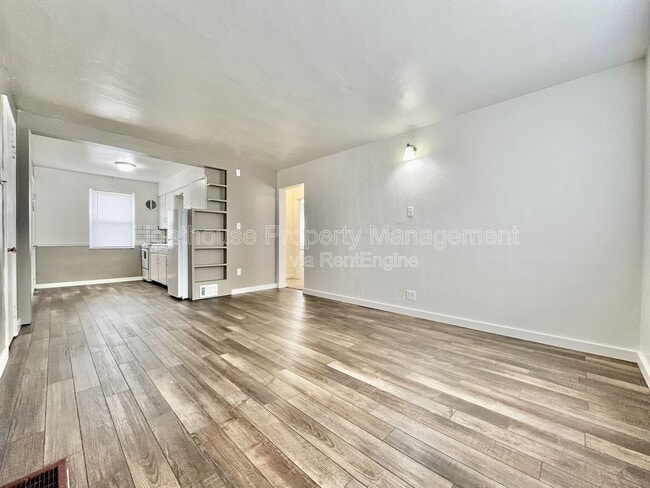Building Photo - 1215 Ottillia St SE Unit D