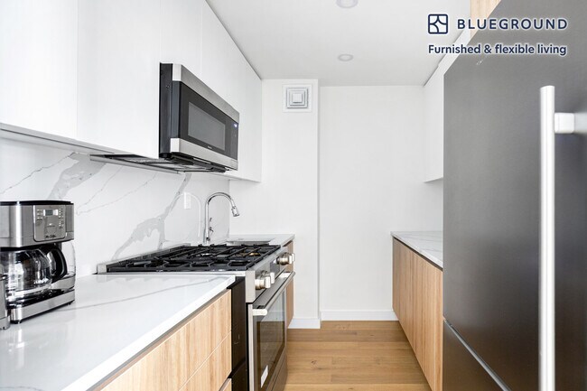 Photo - 227 E 59th St Unit FL2-ID635