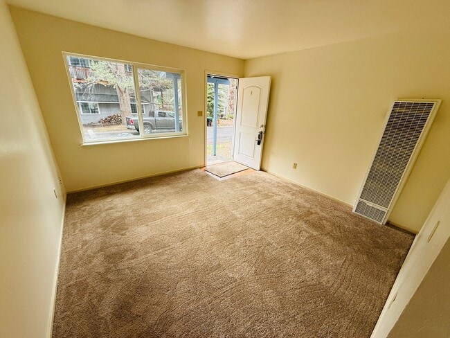 Photo - 2505 Kubel Ave Unit 1