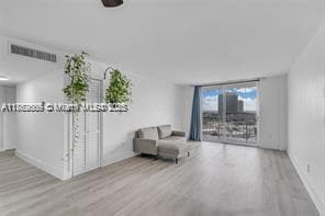 Building Photo - 6900 Bay Dr Unit 11F Rental