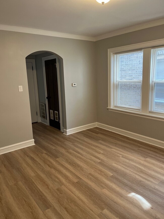 Photo - 5749 N Rockwell St Unit 2