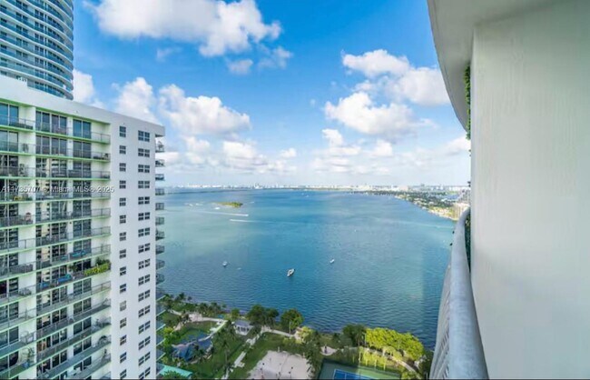 Photo - 1750 N Bayshore Dr Unit 3405