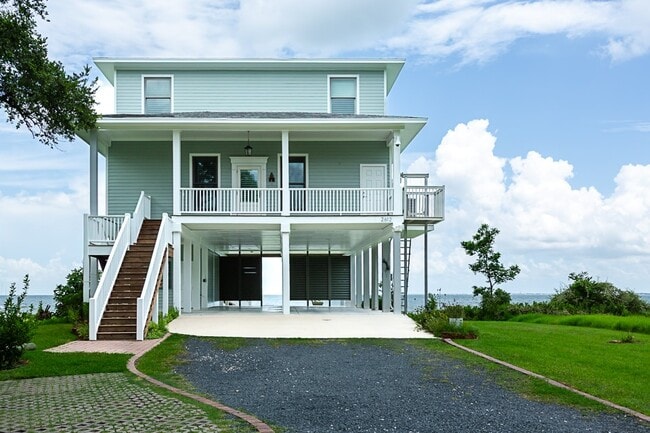 Photo - 2612 Todville Rd