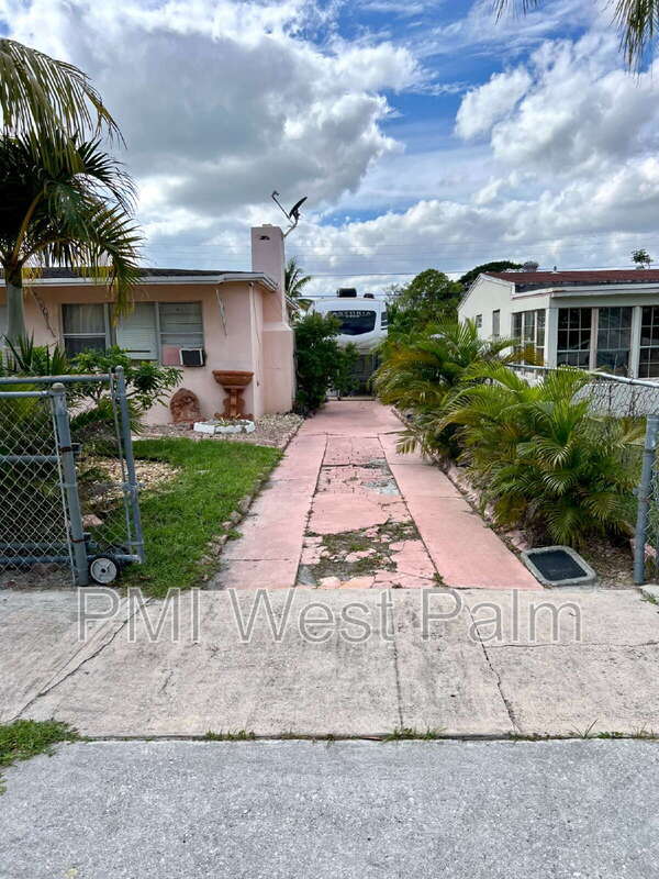 Photo - 1225 S C St