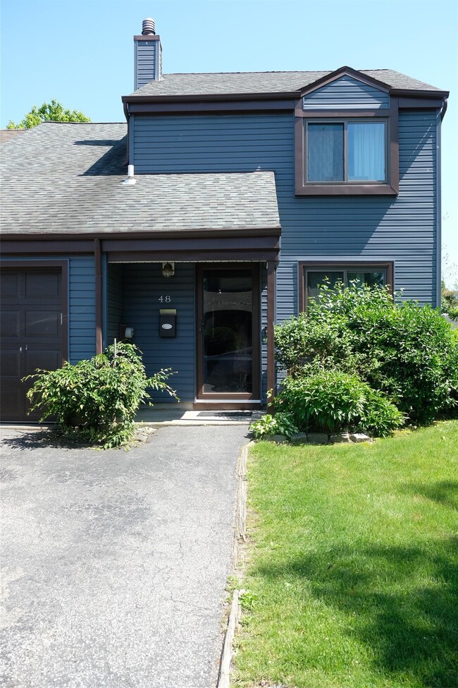 Photo - 48 Marc Ct Townhome