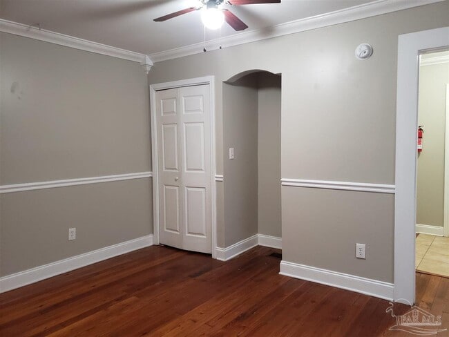 Photo - 1005 N 6th Ave