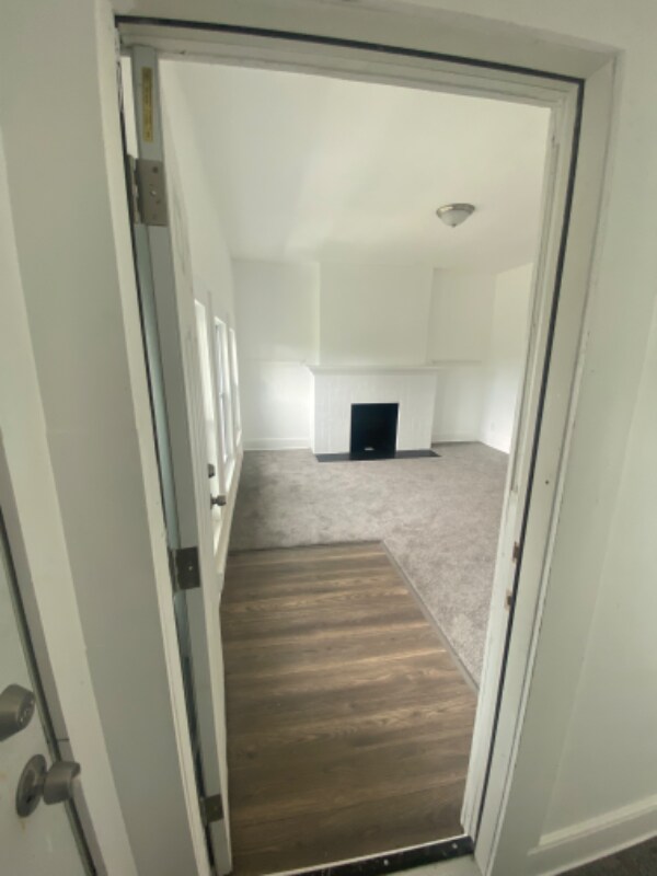 Photo - 3004 Elmhurst St Unit 1