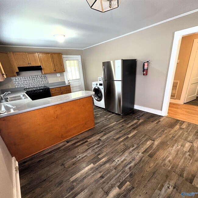 Photo - 1603 Pratt Ave NE