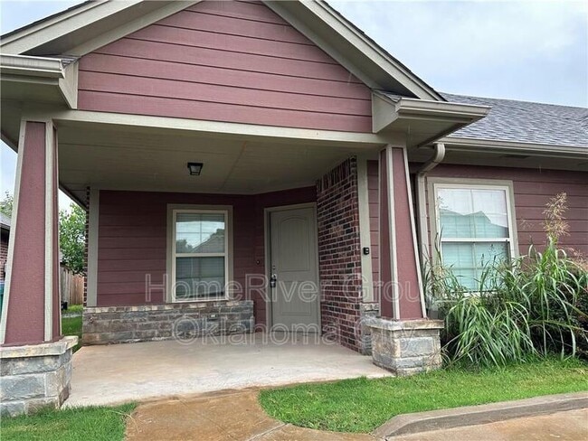 Photo - 1007 SW 92nd St House