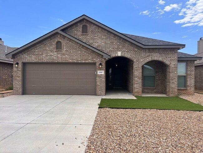 4 Bedroom Rental Available July 7th in Lub... - 4 Bedroom Rental Available July 7th in Lub...
