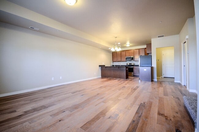 Photo - 3836 Manhattan Ave Unit 3836 Manhattan Ave Apt 4