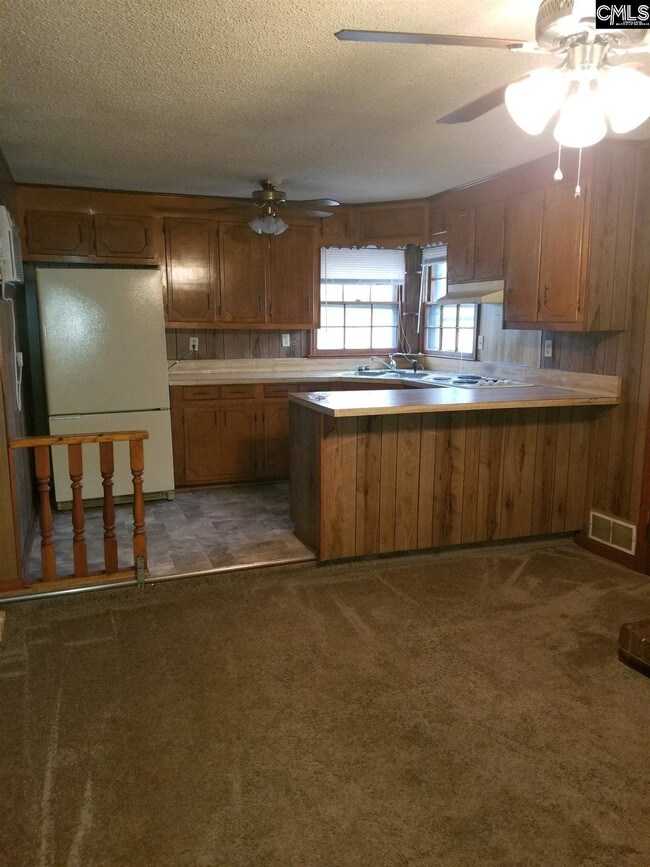 Photo - 2243 Taylor Rd