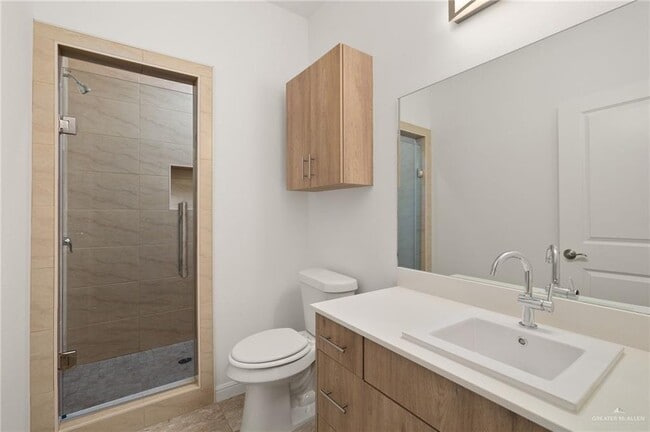 Photo - 18 Vision St Unit A