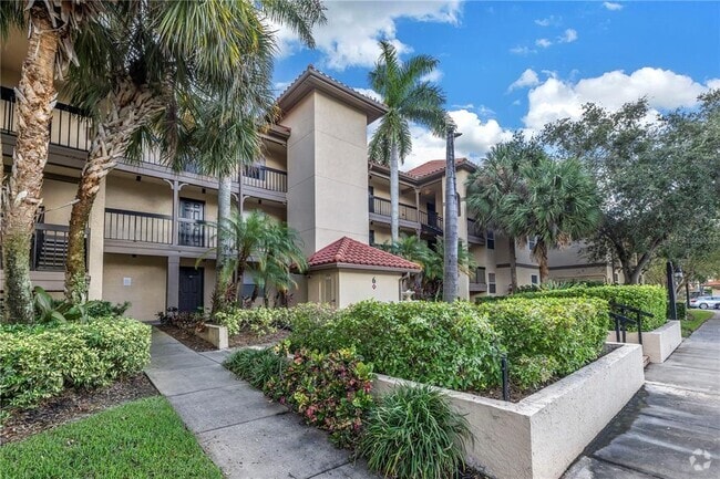 Building Photo - 2400 Feather Sound Dr Unit 622 Rental