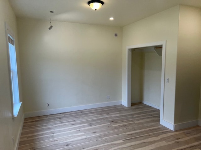 Photo - 3353 Spear Ave