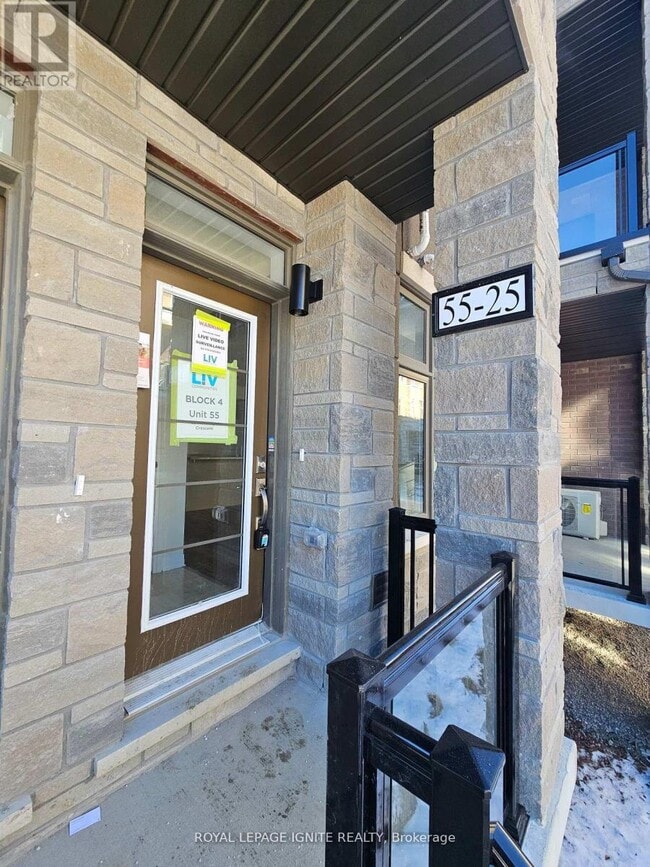 Photo - 25 Fieldridge Cres