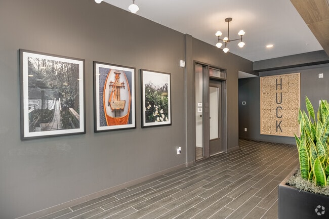 Photo - Huck Apartments