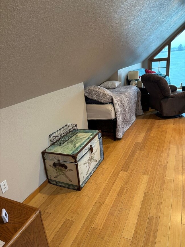 Photo - Fully Furnished 1 bed on the Columbia River