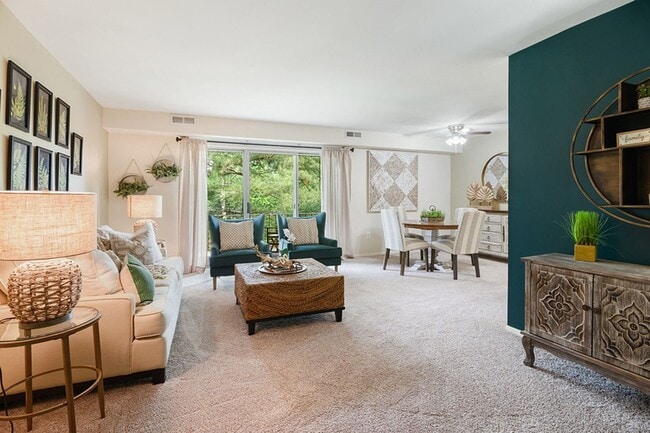 Photo - Streamside Apartments