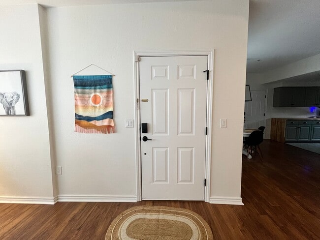 Photo - 2910 Wyandot St Unidad #6