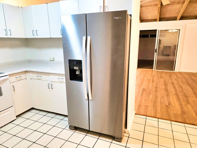 Photo - 7303 Mokuone St