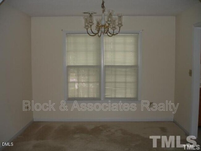 311 Wax Myrtle Ct