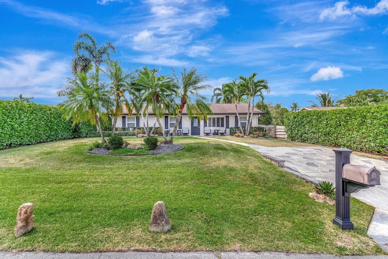 Photo - 7334 Overlook Dr (Greenacres, FL)