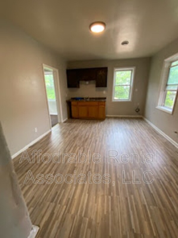 Photo - 1951 S 11th St Unit Upper