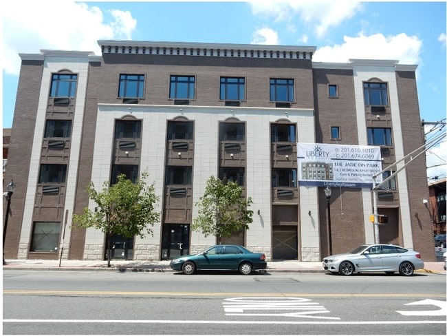 Photo - The Jade on Park Apartments