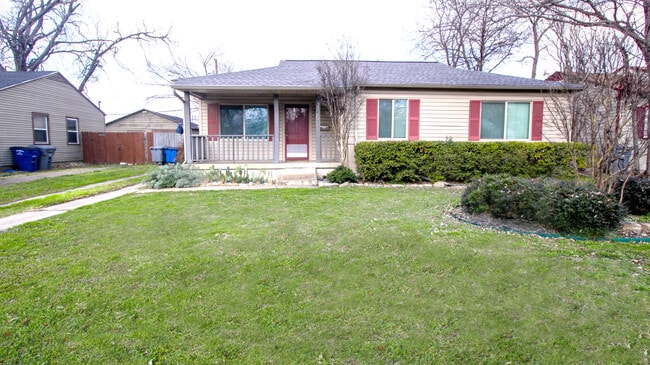 Photo - 3725 Highgrove Dr