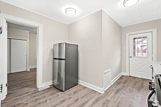 Building Photo - 47 Mainsgate St Unit 47 Mainsgate St- 1 Rental