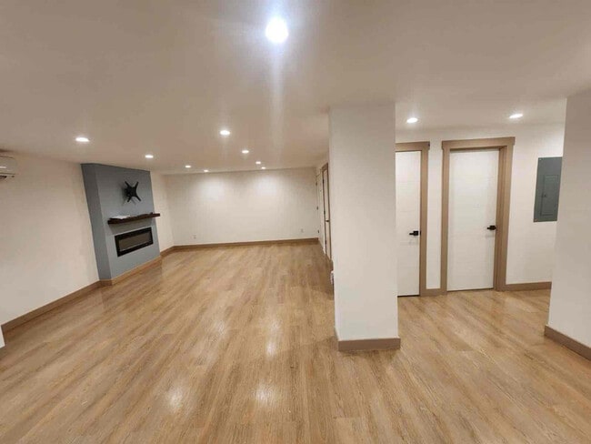 Photo - 6251 S 129th St