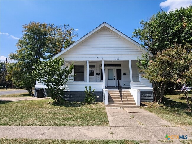 Building Photo - 820 S 15th St Rental