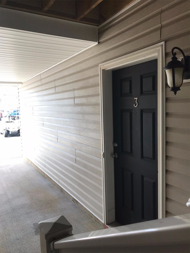 Photo - 205 Capital St